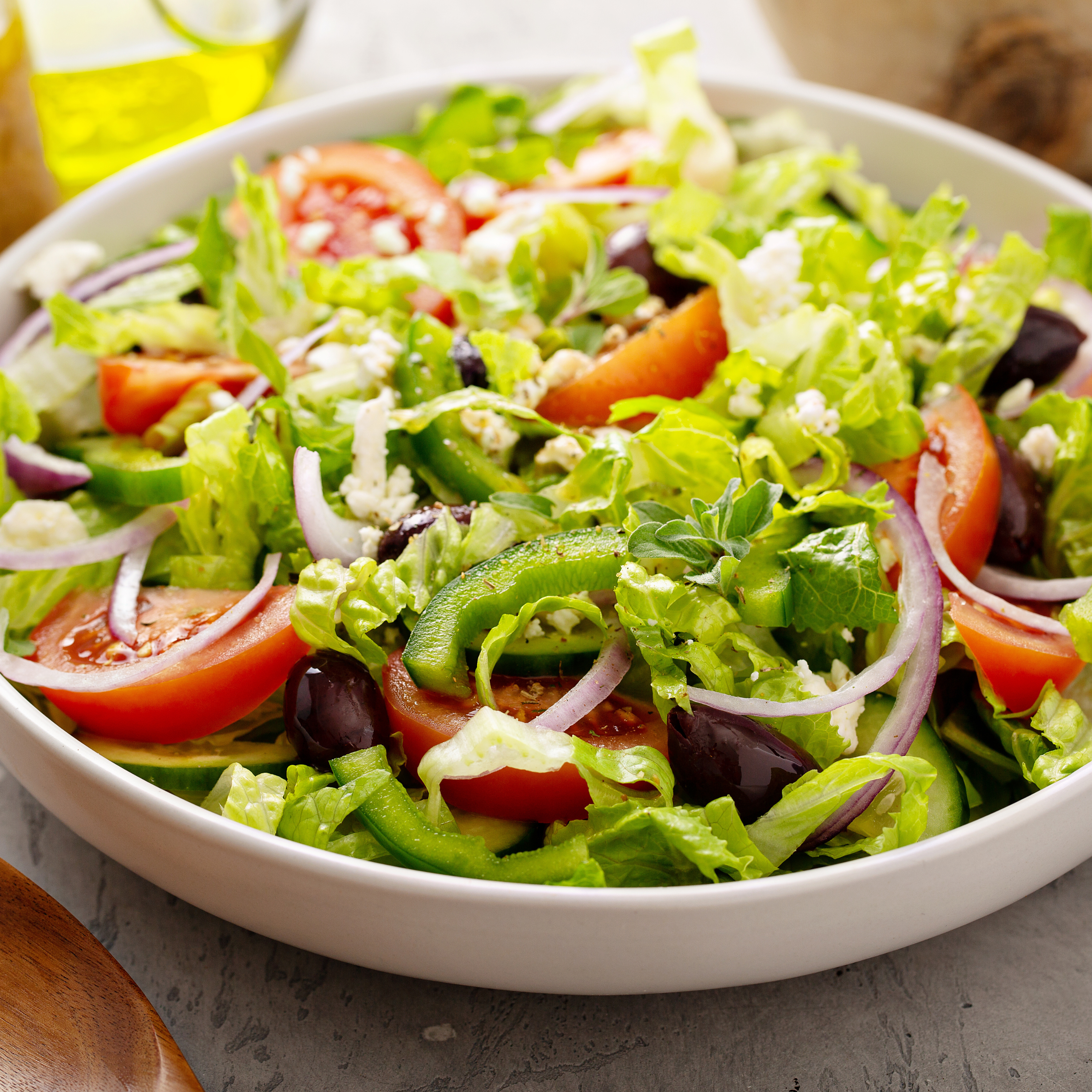 Salat mit nussigem Sesam-Dressing – Aromica-Gewürze